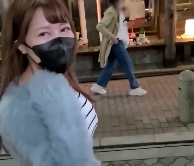 Bursting Tits and Bakushio! The Ultimate Backstage Girls Experience with Triple Crown Saya and Busty Babe,