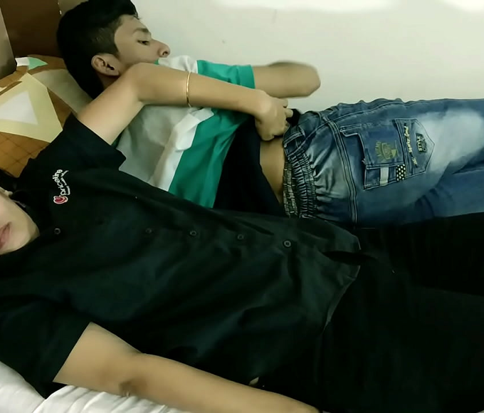 Stepbrother's Sultry Embrace ~ A Jav Hot Bed Sharing Experience with Hindi Audio