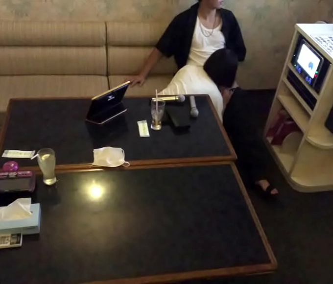 Jav Amateurs Get Horny And Have Sex At Karaoke - Don't Miss The Luscious Enchantress In Action!