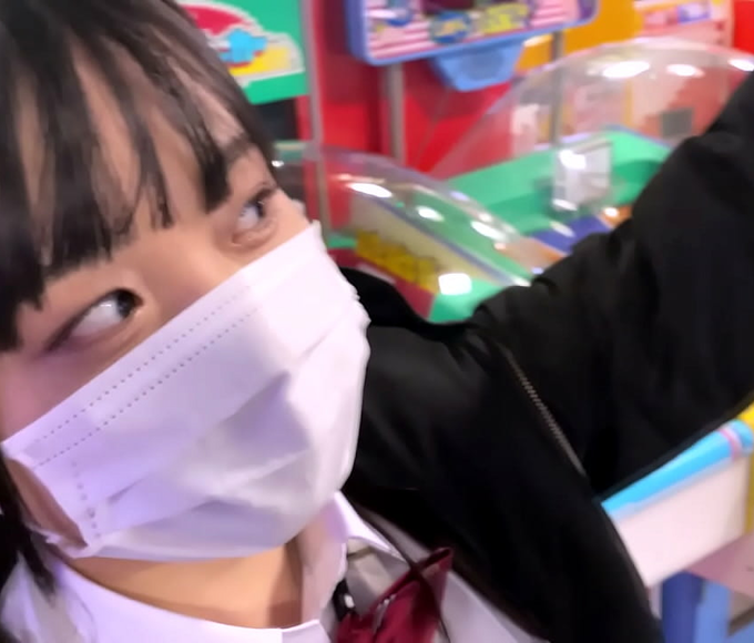 Cracking The Idol: Exclusive Footage Of A Private Facial Hair Obsession